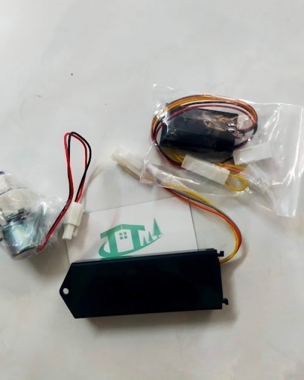 Phụ kiện tương thích hộp pin van xả tiểu cảm ứng âm tường Toto